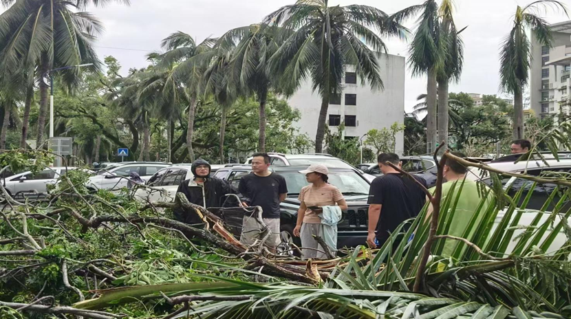 加密货币赌场排行榜
教职工返校清理校园 做好灾后恢复工作