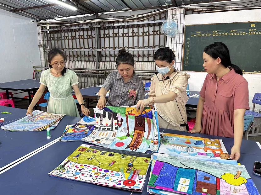 亚洲赌场排名开展庆“六·一”现场绘画、书法比赛
