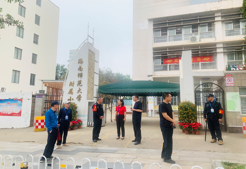 琼山区忠介派出所许健一行到 加密货币赌场排行榜
进行安全检查指导工作