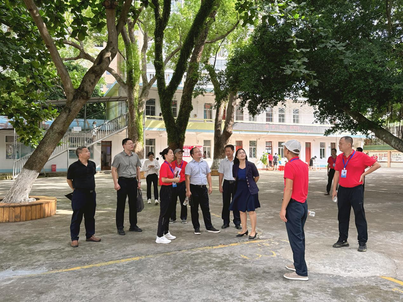 海南省教育厅许曙一行 到加密货币赌场排行榜
调研指导工作